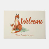 ママキツネとベビー水彩イラストレーションへようこそ ドアマット (正面)