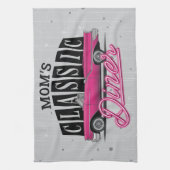 ママズディナー名前をカスタムするフェイクネオン50のクラシック キッチンタオル (縦)