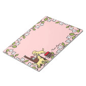 ママパーソナライズされたのイエロー・ラブラドール・レトリーバーパピーデュオ ノートパッド (アングル)