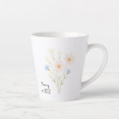 ママパーソナライズされたエスト。マグとパステルワイルドフラワー カフェラテマグ (右)