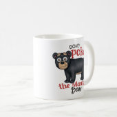 ママベアを突っ込むな コーヒーマグカップ (正面右)