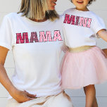 ママ可愛いピお洒落ッ素朴クの格子文字 Tシャツ<br><div class="desc">Chunky素朴なピンクのプライド"ママ"文字、私のコレクション"ママと私のマッチングデザイン"で一致する"ミニ"シャツを見つける。</div>