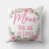 ママ愛されているフローラリースバラ クッション (正面)