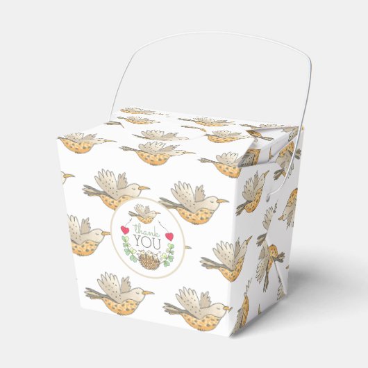 ママ飛んでいるバードオーバー巣ハートありF フェイバーボックス (正面サイド)