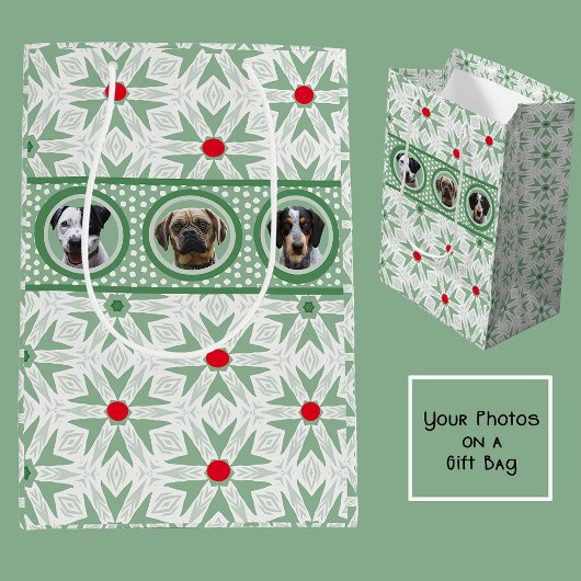 ママ&ドッグママのためのペットまたは子供の写真グリーンクリスマス ミディアムペーパーバッグ
