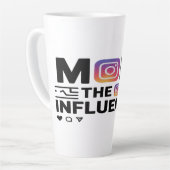 ママ： OGインフルエンサー カフェラテマグ (左アングル)