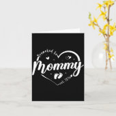 マミーに昇格 EST. 2026 近々ママに 新しいお母さん カード (黄色い花)