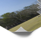 マヤ・ピラミッド、3月の朝 ポスター (角)