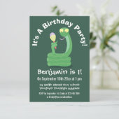 マラカを持つ面白い緑の蛇の漫画 招待状 (スタンド正面)