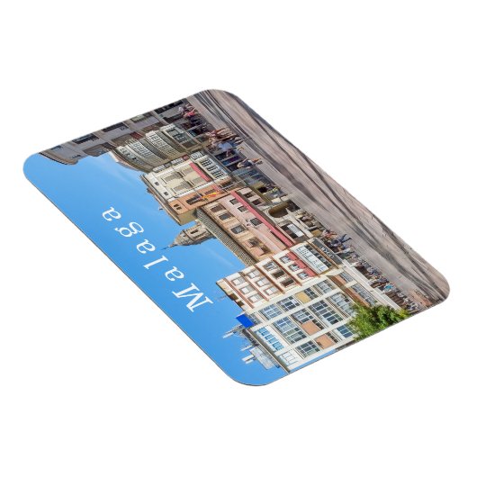 マラガ。3番. マグネット (右側)