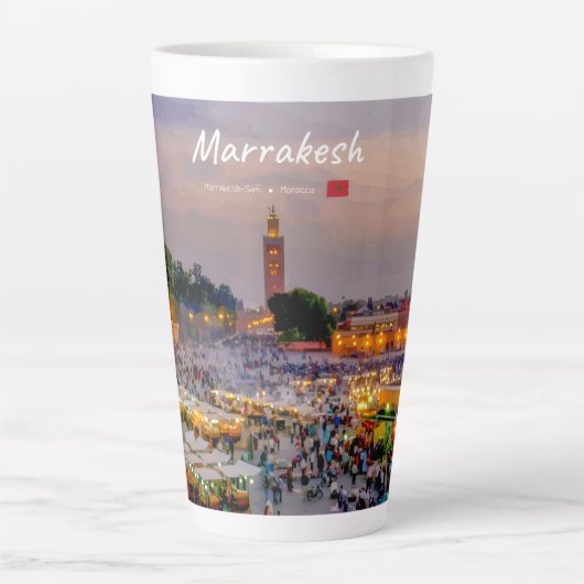 マラケシュ、モロッコ - ジェマ・アエル・フナ広場 ラージ カフェラテマグ (正面)