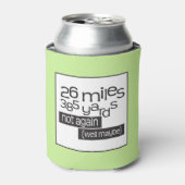 マラソおもしろいン26マイル385ヤードのランニングテーマ 缶クーラー (缶正面)