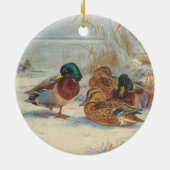 マラードとティール(緑がかった色)の雪の中で、鳥 セラミックオーナメント (裏面)