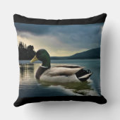 マラードダックオンザレイク装飾用クッション クッション (裏面)