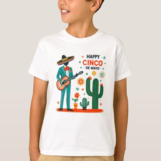 マリアッチのお祝い – ハッピー シンコ デ マヨ Tシャツ (正面)