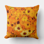 マリゴルドフラワーズ装飾用クッション クッション (正面)