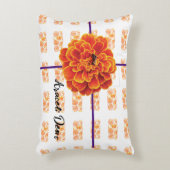マリゴールドとビー アクセントクッション (正面(垂直))