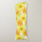 マリゴールド水彩画文長い体枕 ボディピロー (正面縦)