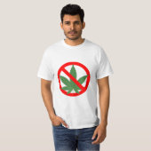 マリファナは大麻を禁止しません Tシャツ (正面フル)