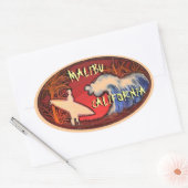 マリブ・カリフォルニアのピーチサーファー波アートステッカー 楕円形シール (封筒)