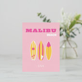 マリブ、マリブビーチ、名門私立校風のピンク 箔シーズンポストカード (立ち正面)