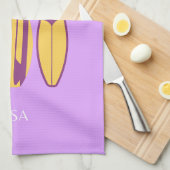 マリブ、マリブ名門私立校風のビーチ名門私立校風の、ガール、紫 キッチンタオル (四つ折り)