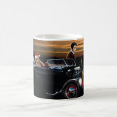 マリリンおよびElvisのクリスマスの喜びの乗車 コーヒーマグカップ (中央)