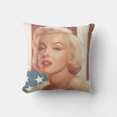 マリリンの旗 クッション (正面)