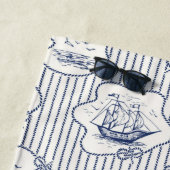 マリンエレメンツブルーホワイトライトハウスシップ ビーチタオル (インサイチュ)