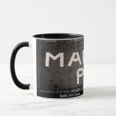 マリンパレード，ネーピア，ニュージーランド マグカップ (左)