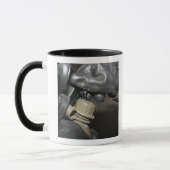 マリーンは飲み筒を自分の湯船に差し込む マグカップ (左)