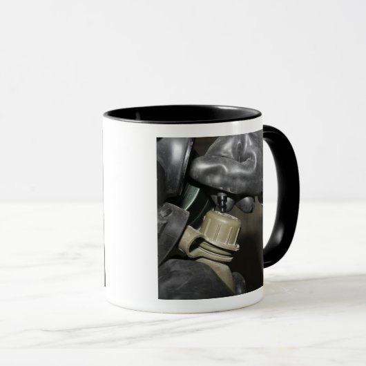 マリーンは飲み筒を自分の湯船に差し込む マグカップ (正面右)