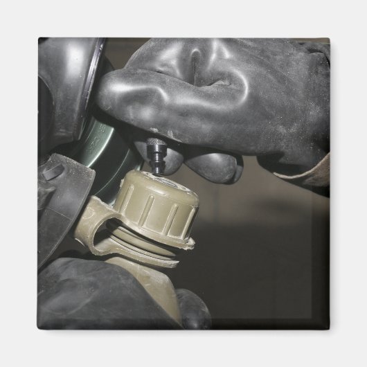 マリーンは飲み筒を自分の湯船に差し込む マグネット (正面)