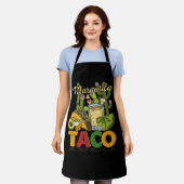 マルガリタタコスマルガリタテキラおもしろいドリンカータ エプロン (着用した状態)