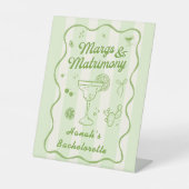 マルクスと結婚バチェロレッテ 台座サイン (正面)