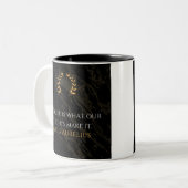 マルクス・アウレリウスの真実:人生を形作ること ツートーンマグカップ (正面左)