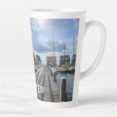 マルケンの木製桟橋、オランダ カフェラテマグ (右)