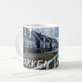 マルケンの木製桟橋、オランダ コーヒーマグカップ (正面左)