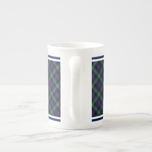 マルコムファミリータータンチェックダークブルー&グリーンプレイド ボーンチャイナマグカップ (裏面)