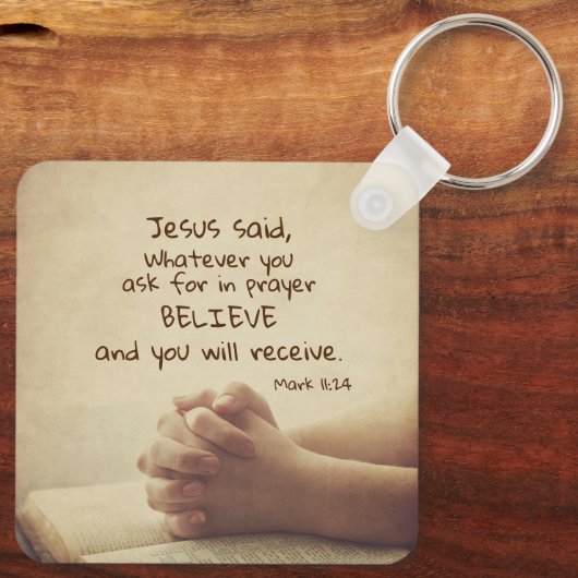 マルコ11:24頼何に対しても祈りの言葉信じで キーホルダー (裏面)