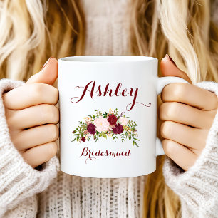 マルサラパーソナライズされたピンクのフローラ花嫁 コーヒーマグカップ