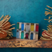 マルタのカラフルフロントドアのセット フォトプラーク (側面)