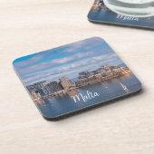 マルタのスリエマ港と超高層ビル コースター (左側)