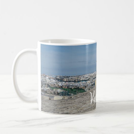 マルタのバレッタの旧市街壁の砲塔 コーヒーマグカップ (左)