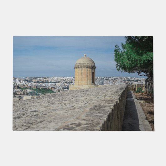 マルタのバレッタの旧市街壁の砲塔 ドアマット (正面)