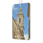 マルタのミディナにある鐘楼。 カーエアーフレッシュナー (左)