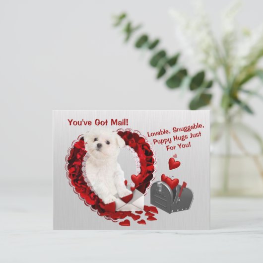 マルタの子犬郵便子犬の抱擁バレンタインを持っています シーズンポストカード (スタンド正面)