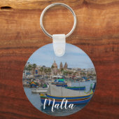 マルタ伝統的のカラフル魚釣り船 キーホルダー (正面)