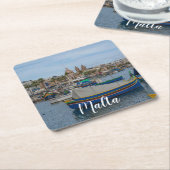 マルタ伝統的のカラフル魚釣り船 スクエアペーパーコースター (アングル)