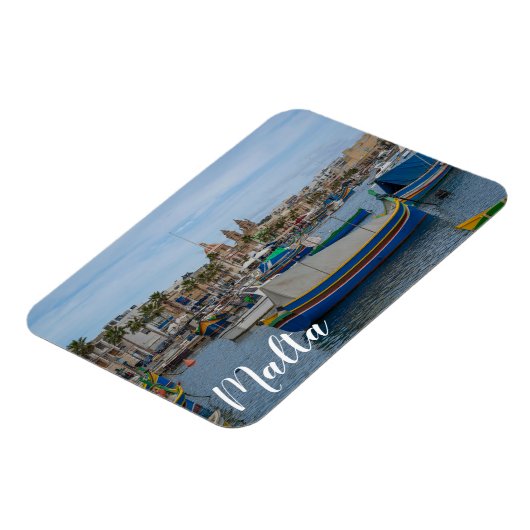 マルタ伝統的のカラフル魚釣り船 マグネット (左側)